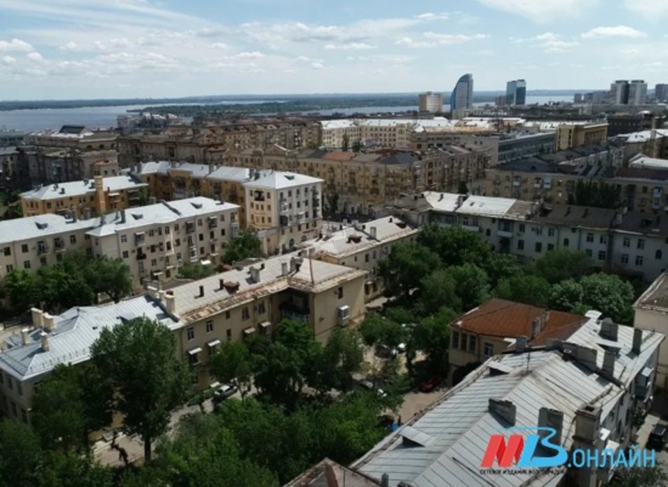 В Волгограде 24 апреля горожане вновь слышали похожие на взрыв звуки